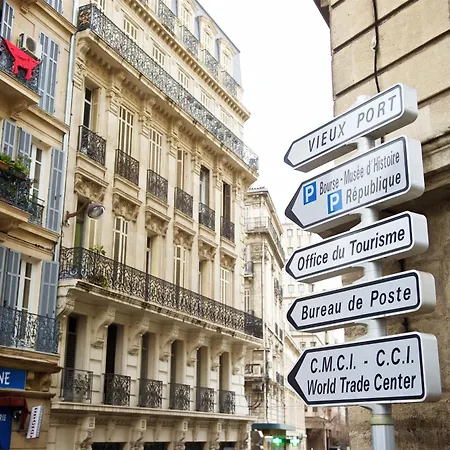 Staycity Centre Vieux Port Apart-hotel 3*